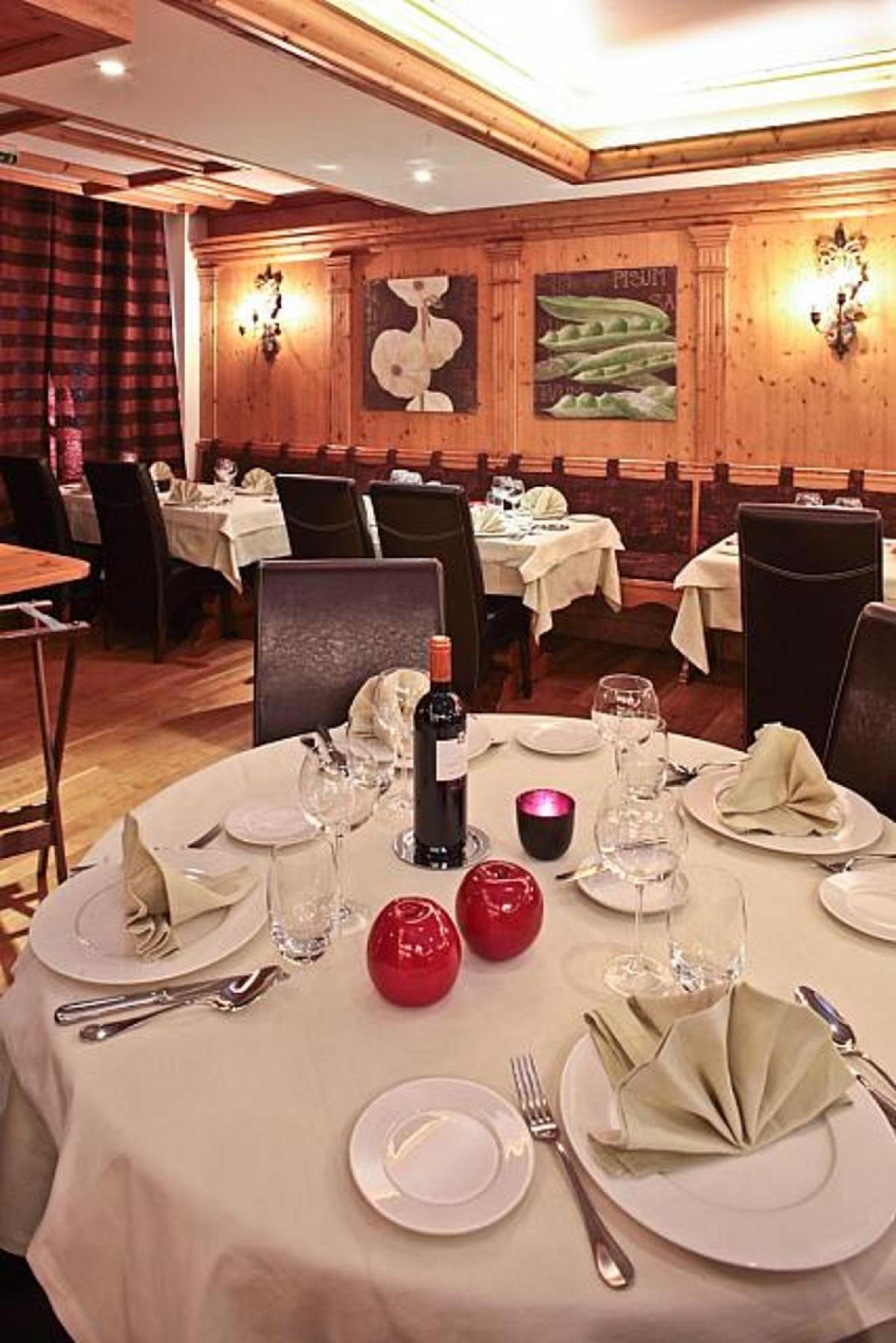 Hotel Les Suites Du Montana By Les Etincelles Tignes Esterno foto